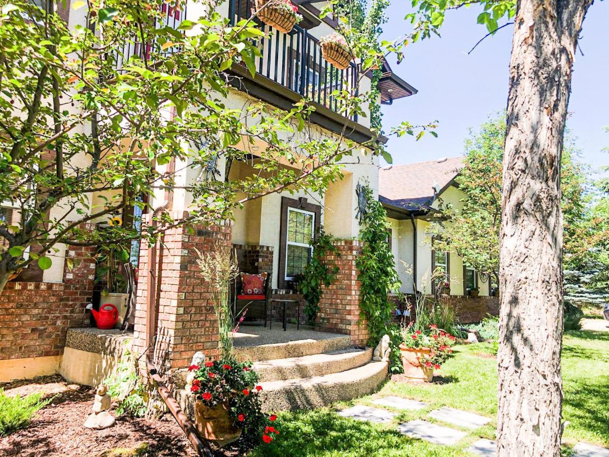 Wolf Creek Bed And Breakfast Ponoka Exterior photo